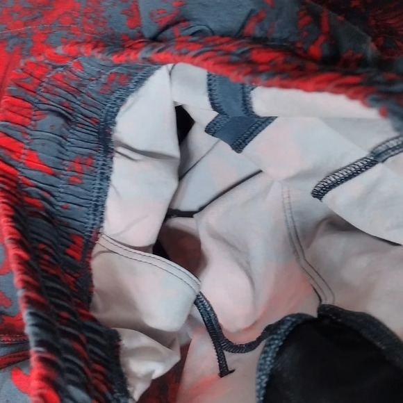 Lululemon Pace Breaker Mens Shorts Small Canopy Hot Heat Mach Blue 7" Linerless - Picture 5 of 8